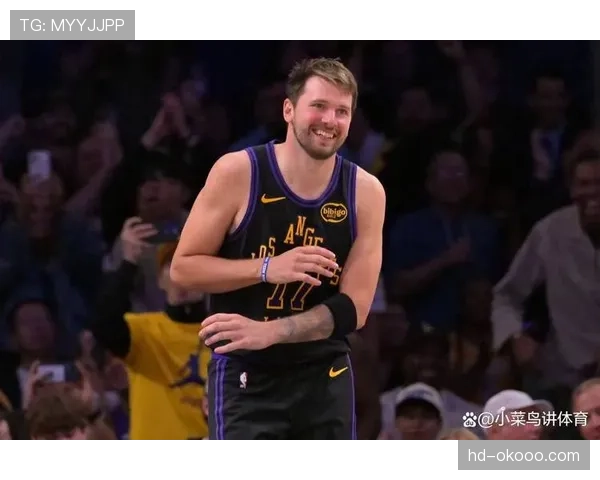 NBA常规赛收官战况激烈，东契奇以场均33.5分荣膺得分王